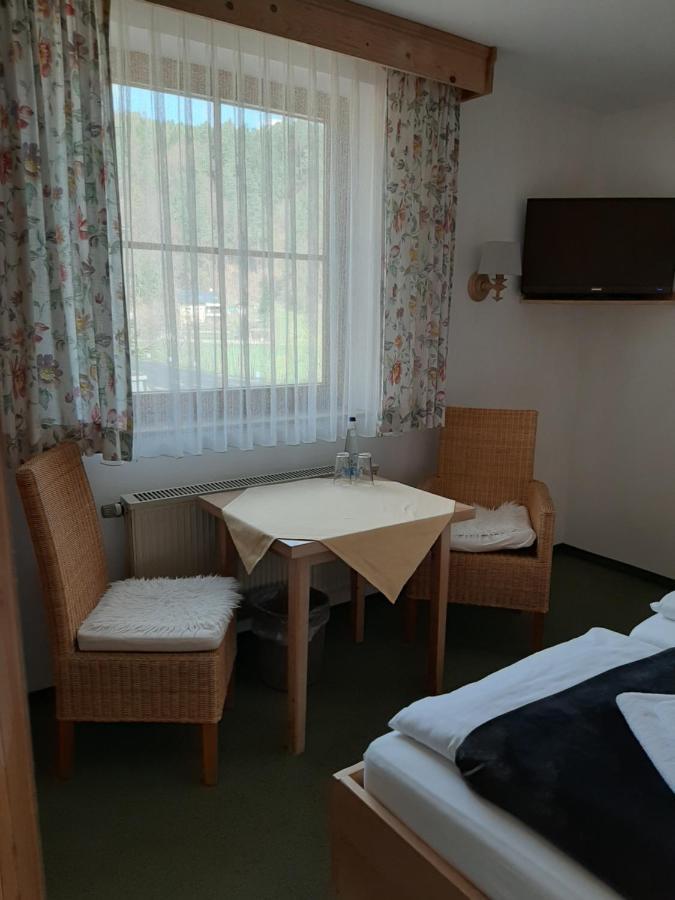 Hotel Landgasthof Frankenstern Ґесвайнштайн Екстер'єр фото