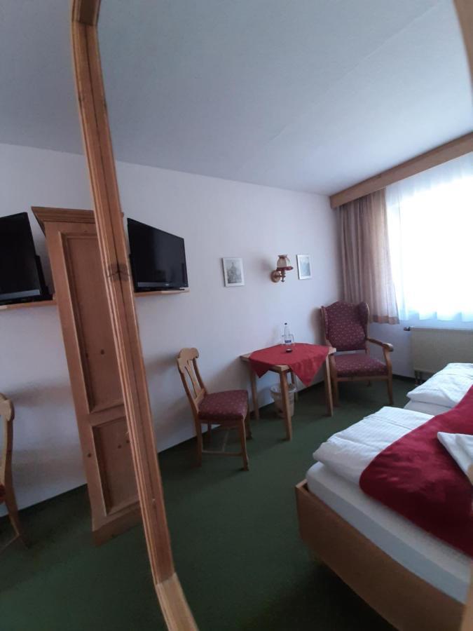 Hotel Landgasthof Frankenstern Ґесвайнштайн Екстер'єр фото